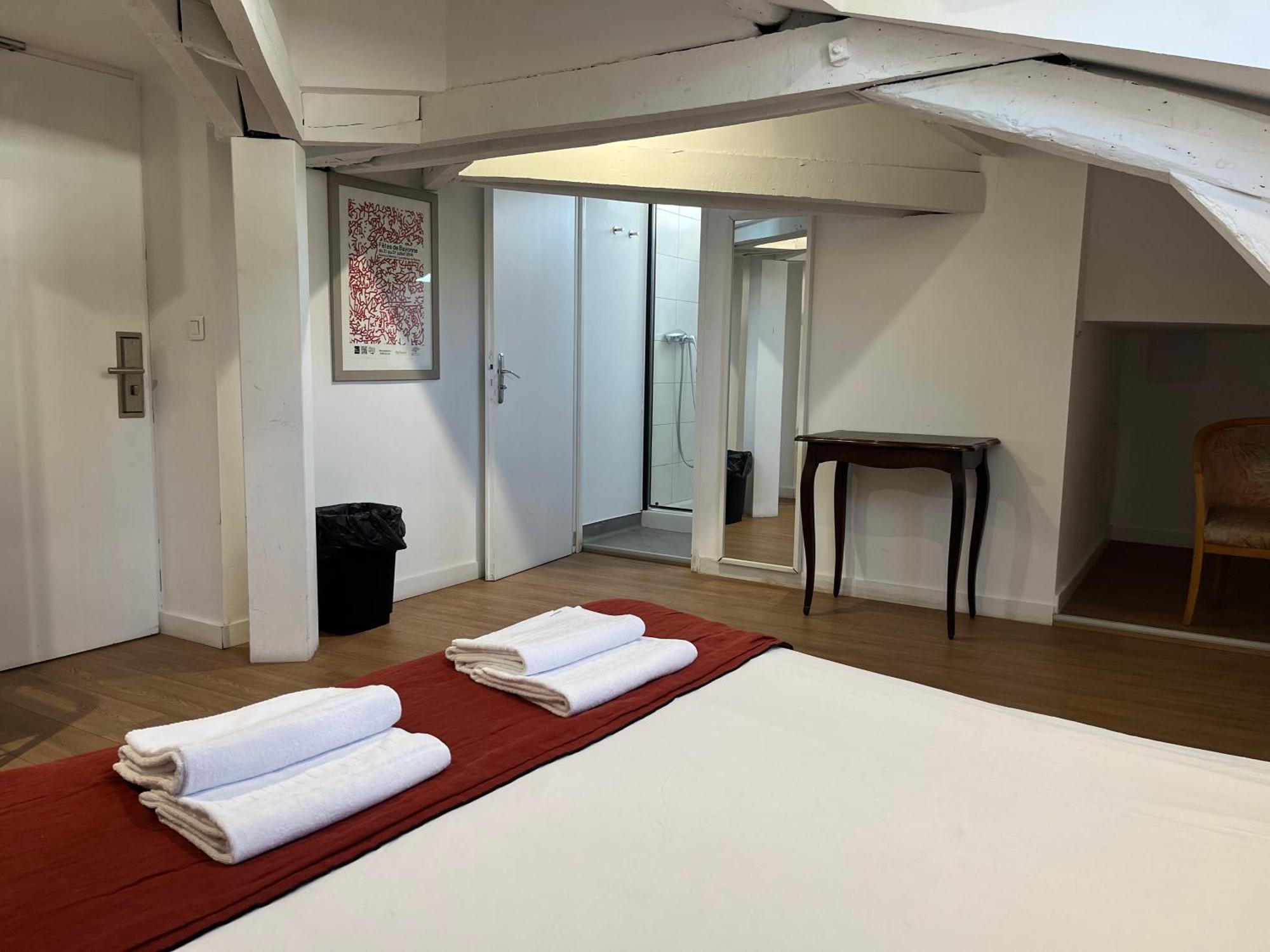 Hostel20 بايون المظهر الخارجي الصورة